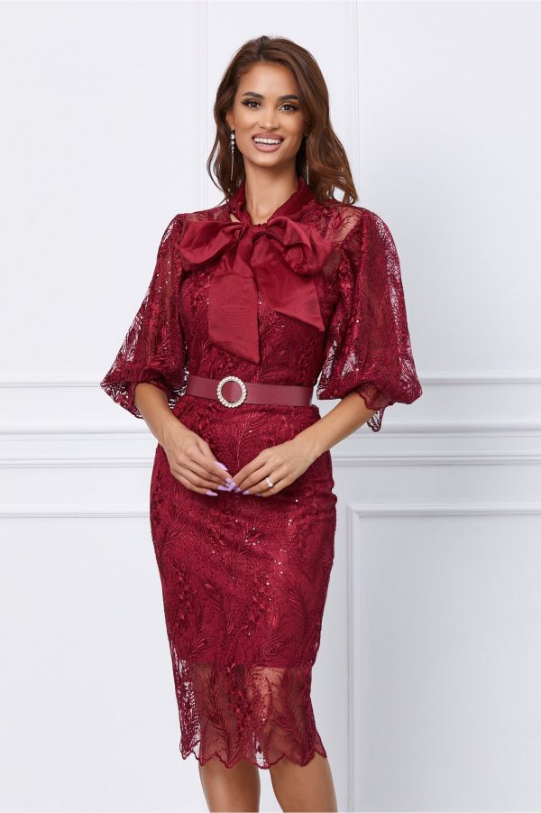 Rochie Miriam bordo din dantela cu guler tip esarfa