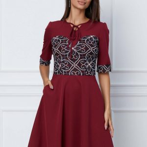 Rochie Moze bordo cu broderie colorata la bust