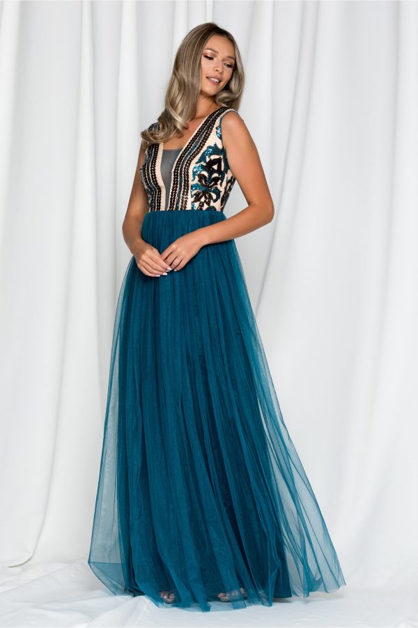 rochie-moze-tucoaz-cu-decolteu-adanc-in-v-aceesorizat-cu-tulle-906849-731637-4.jpeg Rochie Moze tucoaz cu decolteu adanc in v accesorizat cu tulle