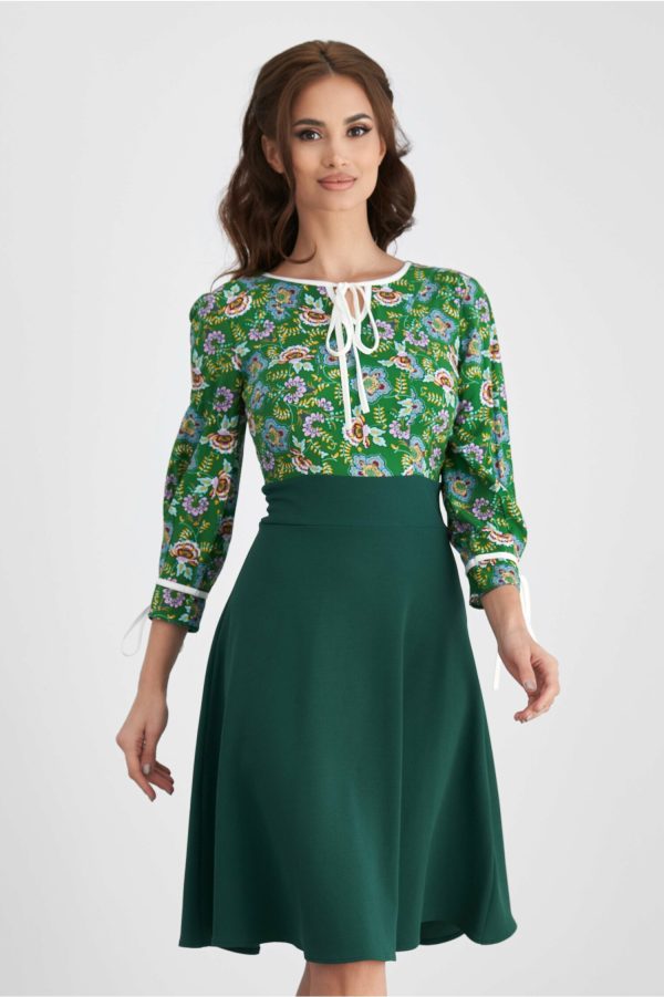 rochie-moze-verde-cu-imprimeu-floral-la-bust-999258-804423-4.jpeg Rochie Moze verde cu imprimeu floral la bust