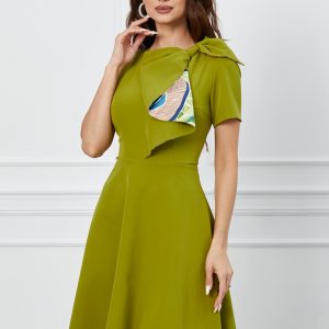 Rochie Moze verde lime cu funda maxi la decolteu