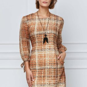 rochie-ramona-maro-cu-carouri-bej-si-maneci-din-voal-1070913-865044-4.jpeg Rochie Ramona maro cu carouri bej si maneci din voal