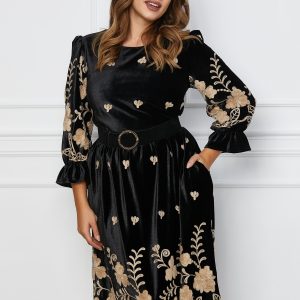 rochie-samira-neagra-din-catifea-cu-broderie-bej-si-curea-in-talie-1075407-868317-4.jpeg Rochie Samira neagra din catifea cu broderie bej si curea in talie