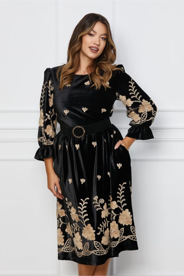 Rochie Samira neagra din catifea cu broderie bej si curea in talie