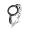 Inel decorativ din argint 925 cu cristale negre 9 US (diametru 18,9 mm)