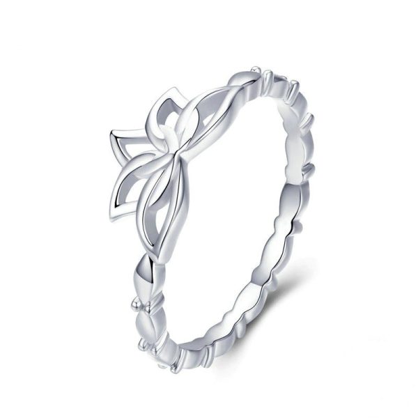 inel-floare-de-lotus-din-argint-925.jpg Inel floare de lotus din argint 925 8 US (diametru 18,2 mm)