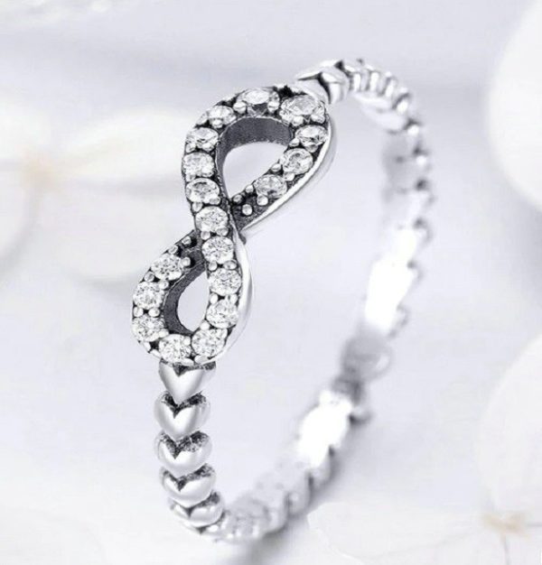 Inel semnul infinitului din argint 925 cu cristale zirconiu 8 US (diametru 18,2 mm)