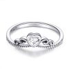 Inel super regal crown din argint 925 cu cristale 8 US (diametru 18,2 mm)
