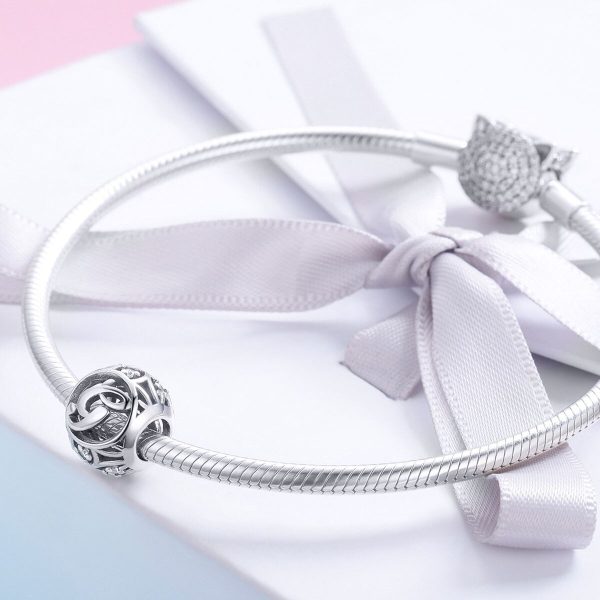 talisman-din-argint-925-cu-cristale-zirconiu-litera-g-1.jpg Talisman din argint 925 cu cristale zirconiu litera G
