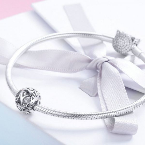 talisman-din-argint-925-cu-cristale-zirconiu-litera-n-1.jpg Talisman din argint 925 cu cristale zirconiu litera N