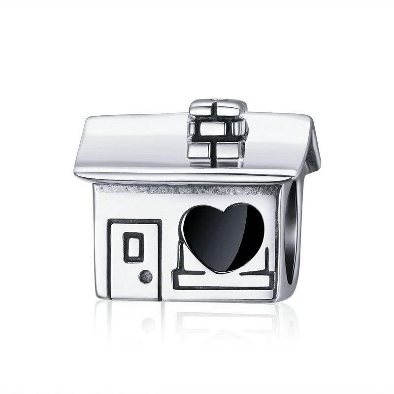 talisman-din-argint-925-cu-email-casuta.jpg Talisman din argint 925 cu email casuta
