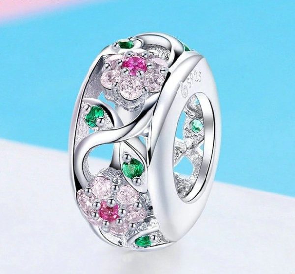 Talisman distantier floral din argint cu cristale zirconiu