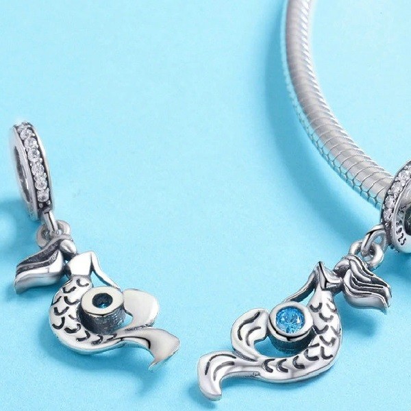 Talisman pandantiv din argint cu cristale zirconiu sirena