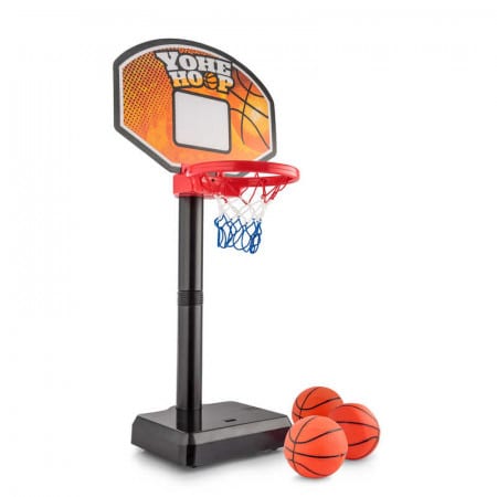 Moving hoop shoot game