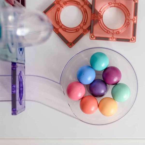 Set de constructie magnetic cu circuite cu bile, Connetix Magnetic Tiles, Pastel Ball Run 106 piese