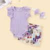body-fetite-mov-cu-volanase.jpeg Body Mov cu Volanase si Pantaloni Scurti Imprimeu Floral - 18-24 luni