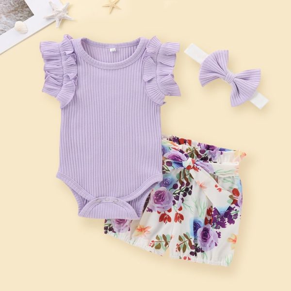 body-fetite-mov-cu-volanase.jpeg Body Mov cu Volanase si Pantaloni Scurti Imprimeu Floral - 18-24 luni