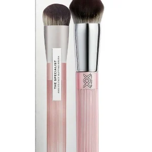 0023050_revolution_pensula_pentru_machiaj_1_buc_the_specialist_buffing_brush.webp Revolution Pensula pentru machiaj 1 buc The Specialist Buffing Brush