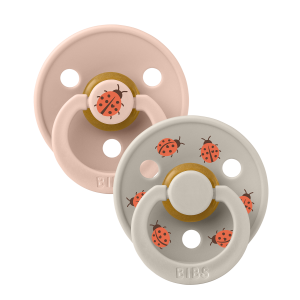 Set 2 suzete BIBS Colour Studio Collection Ladybug Latex, tetina rotunda, 0 luni+-Blush Mix