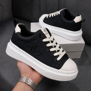 Adidasi dama negri  casual 1602