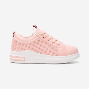 Sneakers fete Javeria roz