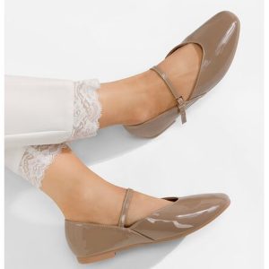 Balerini dama Cinda kaki