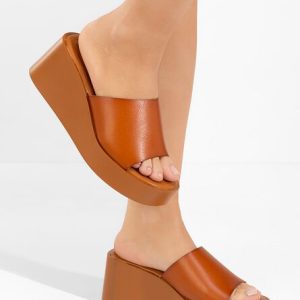 Papuci cu platformă Kamilya camel