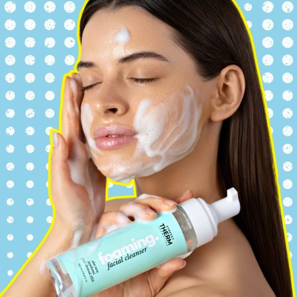 Spumă curățare ten, Foaming Facial Cleanser, demachiant tip spumă cu acizi derivați din fructe, Aloe Vera și Panthenol