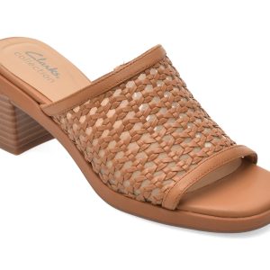418ffca104a811882d04784a3a2ae5c2aef9737d997c10b3ff864f512dfff66a.jpeg Papuci CLARKS maro, JAYLAN SLIDE, din piele ecologica