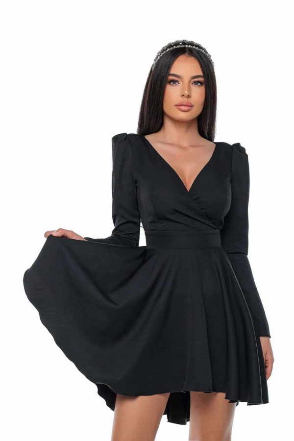 462544295_537496045677284_4833702903468949107_n.jpg Karma Dress