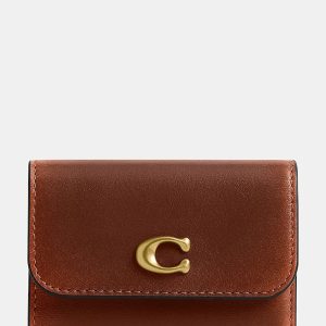 Coach  husă pentru pașaport de damă din piele Essential Card Holder Wallet