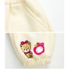 Compleu-Crem-Fetite-Bluza-Rosie-si-Pantaloni.jpg Compleu Crem Fetițe Bluză Roșie și Pantaloni cu Hello Kitty - 18-24 luni
