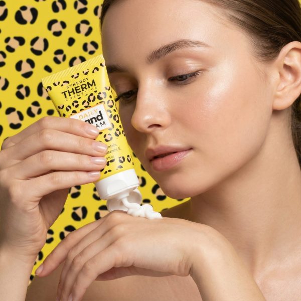 Cremă de mâini hidratantă, Hand Cream, cu Pantenol, Alantoină și Vitamina E