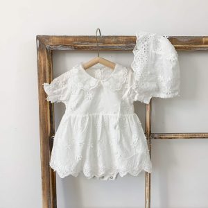 Rochita-Fetite-Alba-Edith.jpg Rochita Fetite Alba Edith - 2-3 ani