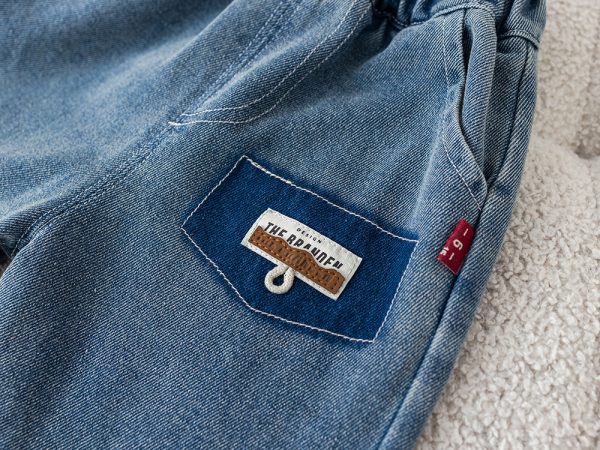 Set Casual Băieți 3 Piese – Cămașă, Tricou Imprimeu și Jeansi cu Elastic - 4-5 ani