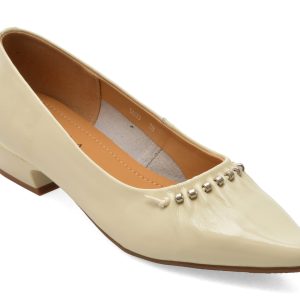 a90e224cc2734945c3b9d2466c0873600f290e5f23e793f1b8998e5b52f26639.jpeg Pantofi eleganti EPICA bej, 1600, din piele naturala lacuita