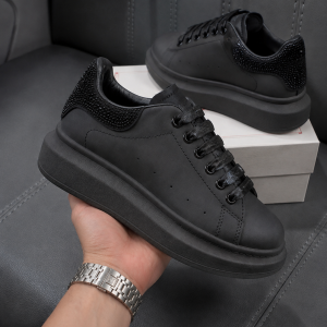 Adidasi dama casual negri  diamond  111D