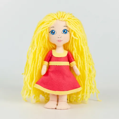 alec-blenche-papusa-ema-1-2.webp Emma, Figurină din fetru, 20cm - Alec Blenche