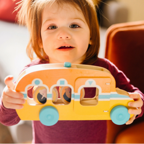 Autobuz de jucarie din lemn cu accesorii colectia Rostogol GO TOTs