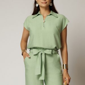 bluza-casual-verde-fistic-din-rayon-cu-croi-lejer-si-decolteu-1476037-1157539-4.jpeg Bluza casual verde fistic din rayon cu croi lejer si decolteu