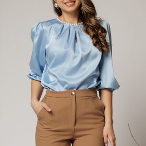 bluza-dy-fashion-bleu-din-satin-cu-perle-la-decolteu-1439737-1141321-4.jpeg Bluza DY Fashion bleu din satin cu perle la decolteu