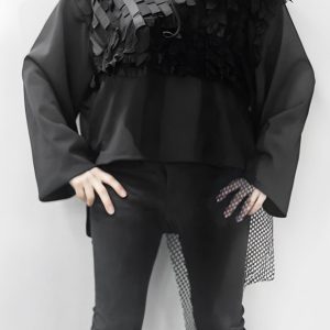 Bluza neagra oversize, compusa din materiale diferite cu guler inalt
