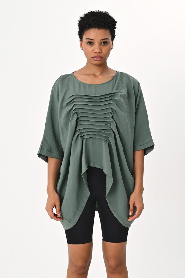 Bluza verde oversize din tencel cu pliseuri pe fata