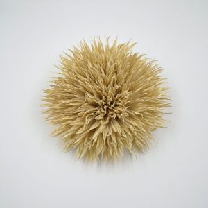 Brosa dama floare volumetrica bej