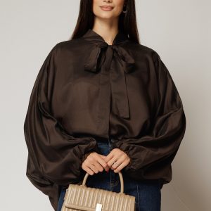 Camasa maro intens din tencel cu maneca ampla si guler tip esarfa