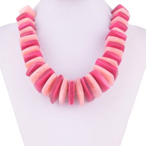 Colier cu elemente rectangulare din lemn si plastic, fucsia si roz