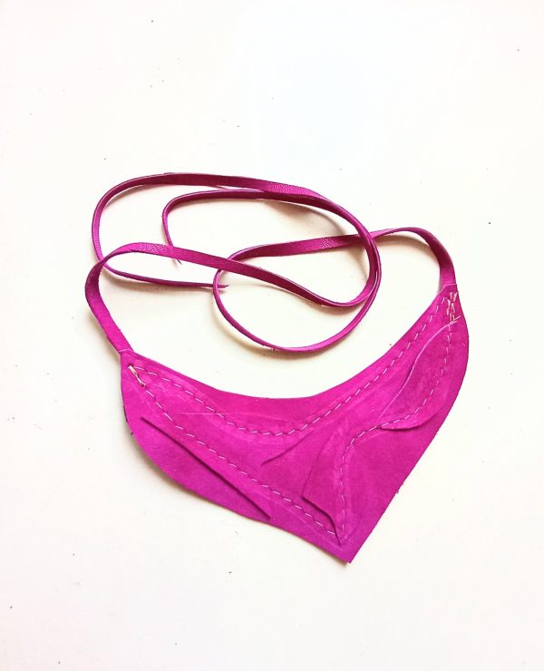 colier-portocaliu-din-piele-naturala-lucrat-manual-festiv-copie-957836.jpg Colier fuchsia din piele naturala lucrat manual , festiv