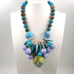 Colier statement cu flori decorative 3D si elemente turcoaz ,   design artistic