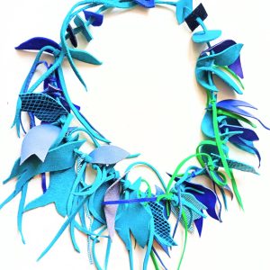 Colier turcoaz handmade  din piele naturala ,asimetric si unicat