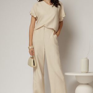 compleu-bej-din-viscoza-cu-pantalon-si-bluza-cu-maneci-lejere-1479313-1158583-4.jpeg Compleu bej din viscoza cu pantalon si bluza cu maneci lejere